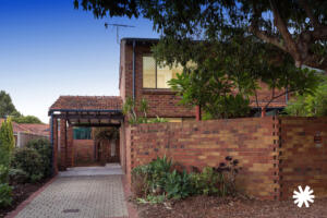 1/32 Henley Street, Como WA 6152 | Bourkes