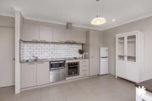 8/4 Crown Street, Rivervale WA 6103 | Bourkes