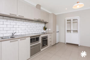 8/4 Crown Street, Rivervale WA 6103 | Bourkes