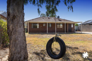 15 Hope Street, Beechboro WA 6063 | Bourkes