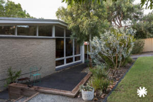 15 Durban Street, Belmont WA 6104 | Bourkes