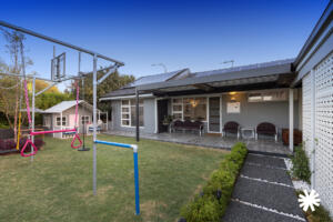 35 Birdwood Avenue, Como WA 6152 | Bourkes