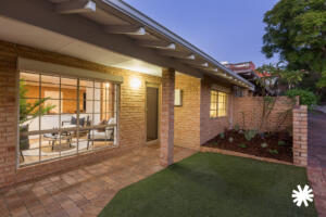 1/104 Mackie Street, Victoria Park WA 6100 | Bourkes
