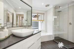 6a Synge Place, Waterford WA 6152 | Bourkes