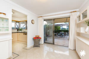 1/32 Jubilee Street, South Perth WA 6151 | Bourkes