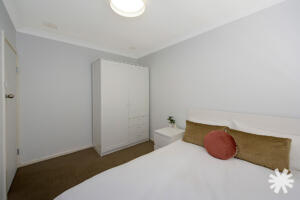 1P9996 Como | Bourkes