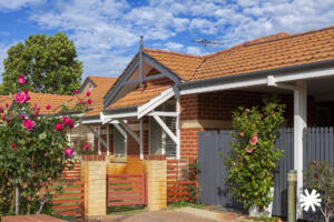 1/39 Challenger Avenue, Manning WA 6152 | Bourkes