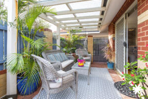1/39 Challenger Avenue, Manning WA 6152 | Bourkes