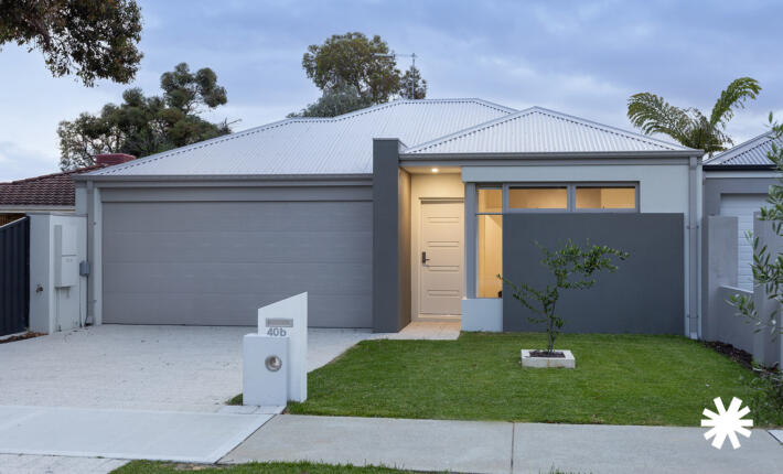 1P10377 Rivervale WA 6103