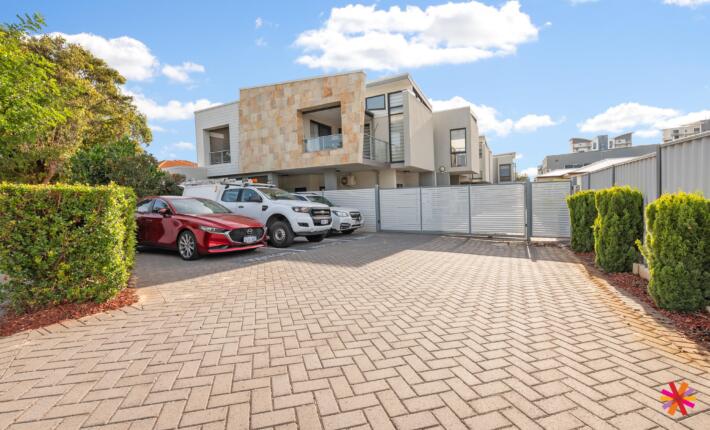 1/8 Salisbury Road, Rivervale WA 6103