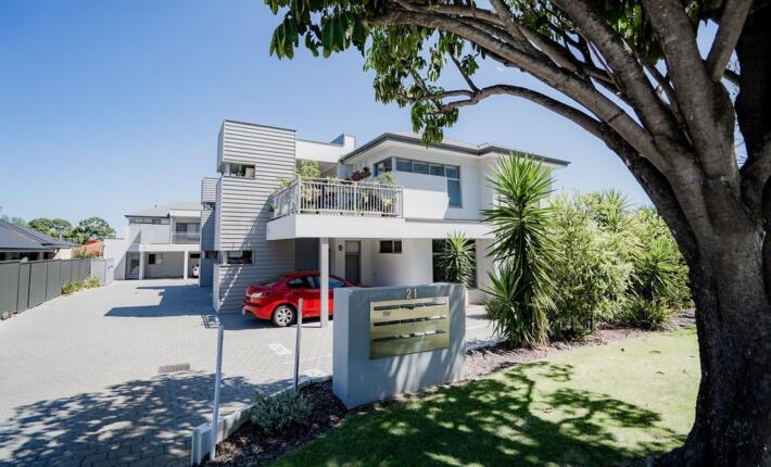 1/21 Stanley Street, Belmont WA 6104