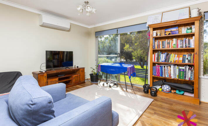 8/9 Clydesdale Street, Como WA 6152
