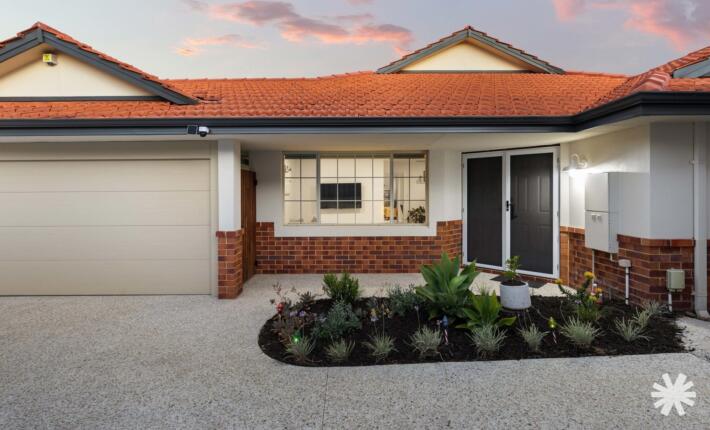 2/68 Edgecumbe Street, Como WA 6152