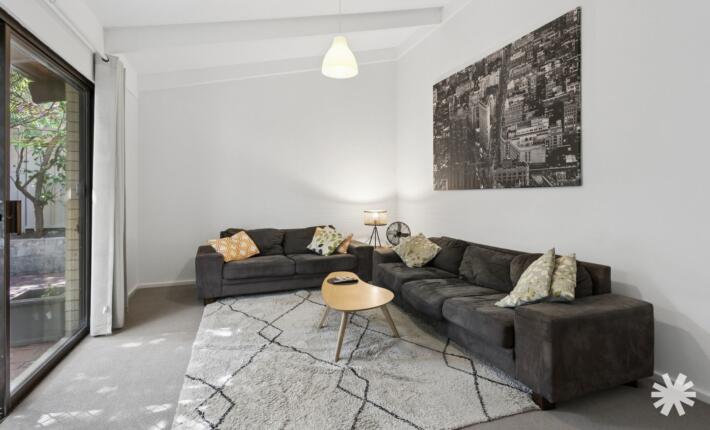 4/10 River View Street, South Perth WA 6151