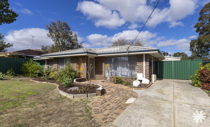 14 Pointer Way, Girrawheen WA 6064