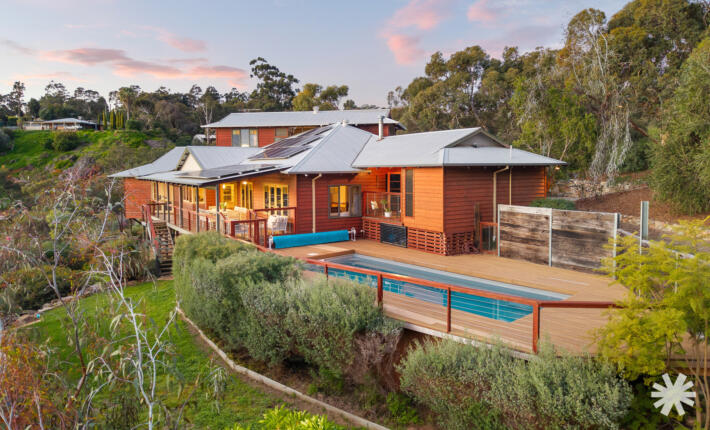 31 Nangana Way, Kalamunda WA 6076