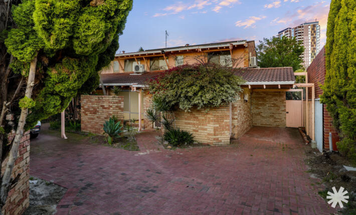 3/6 Forbes Road, Applecross WA 6153